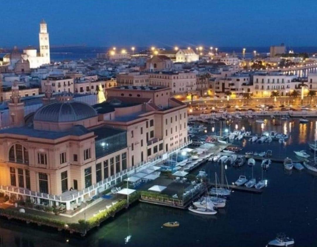 Casa Dante Center Διαμέρισμα Μπάρι Εξωτερικό φωτογραφία